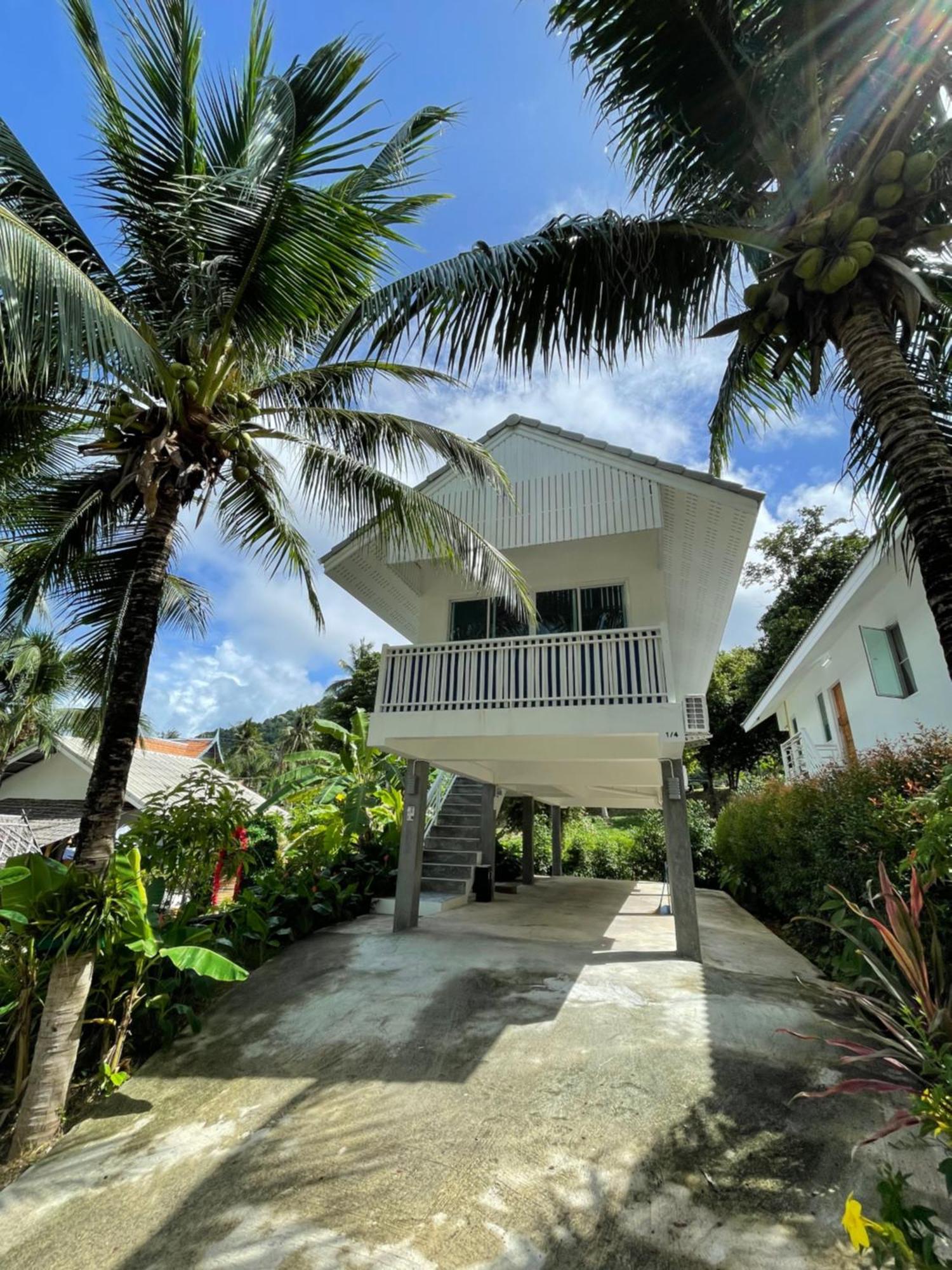 Kata Hillside Hideaway Villa Ban Kata Buitenkant foto